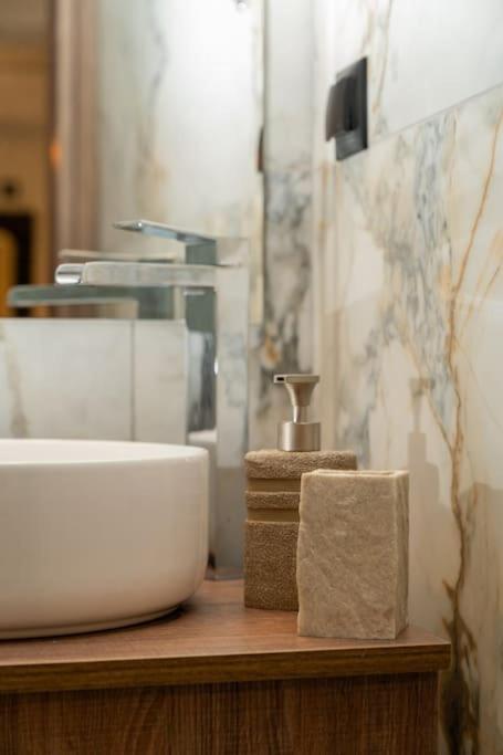 Dema Luxury Suites - Perikleous E6 Athen Exterior foto